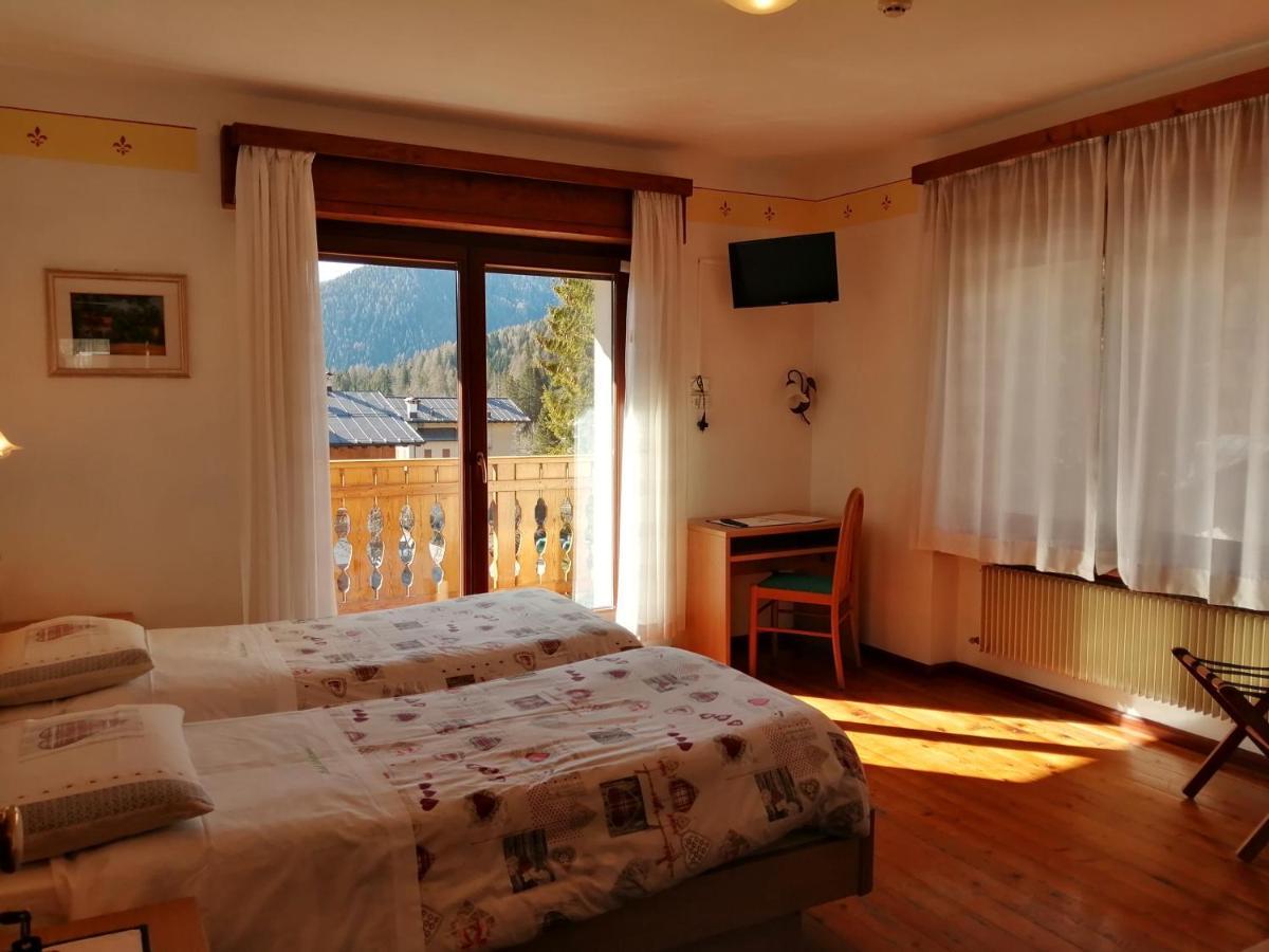 Hotel Edelweiss Val di Zoldo Bagian luar foto