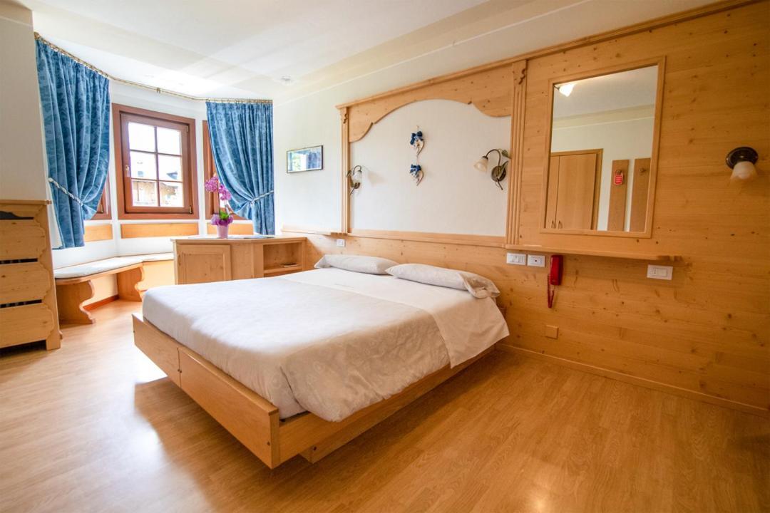 Hotel Edelweiss Val di Zoldo Bagian luar foto