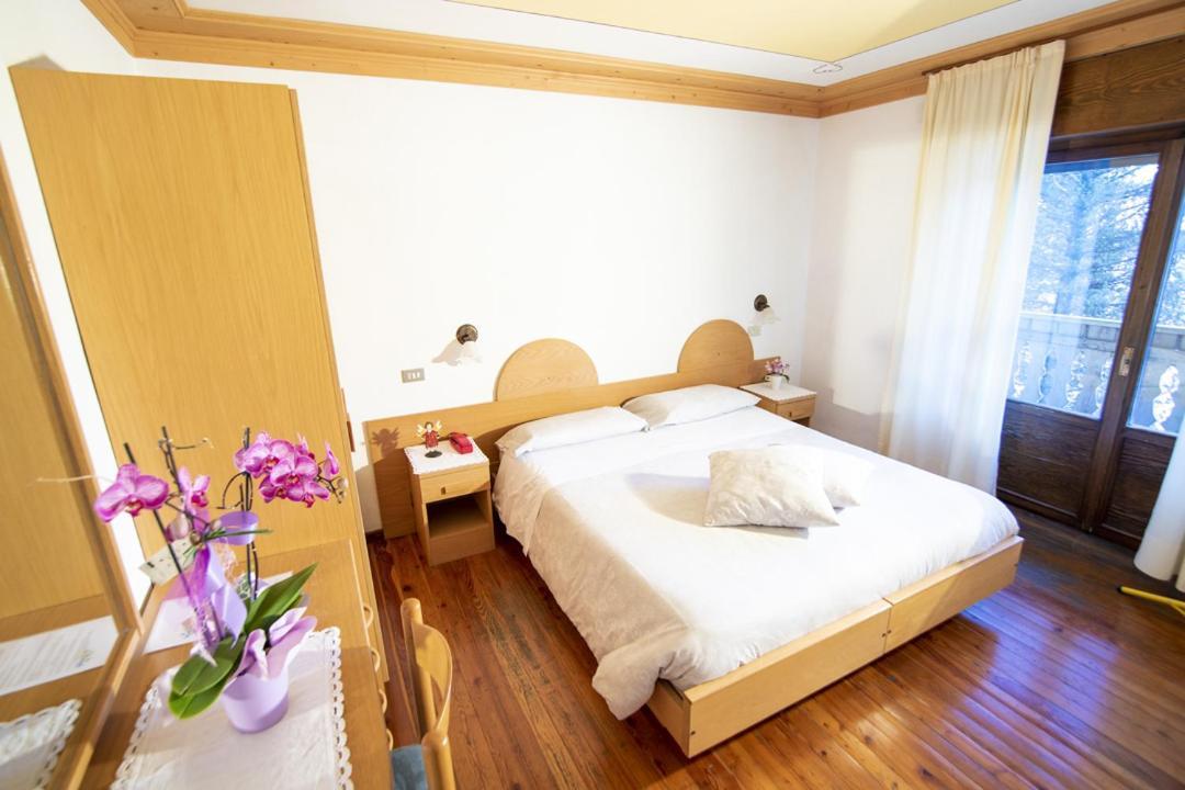 Hotel Edelweiss Val di Zoldo Bagian luar foto