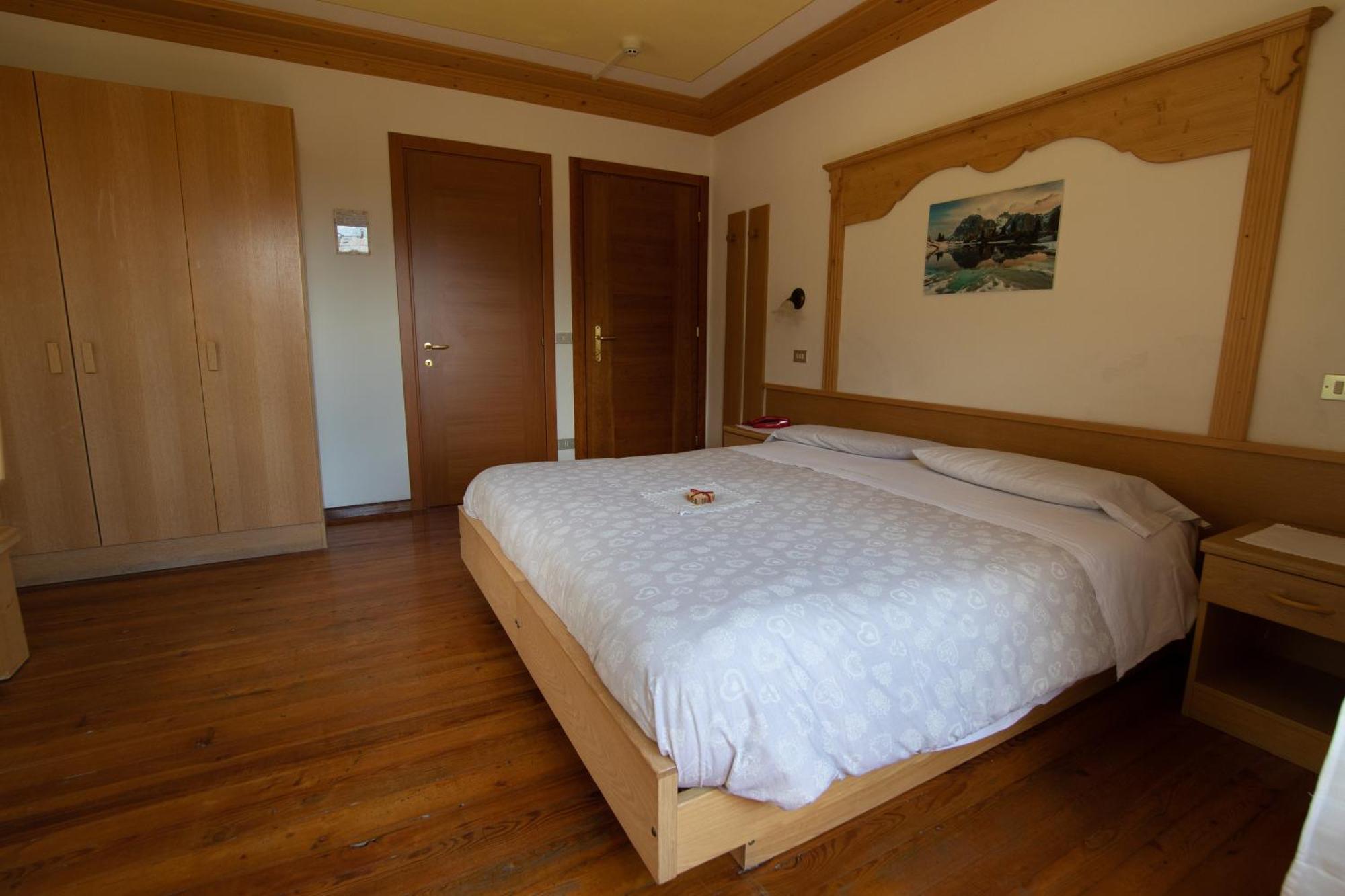 Hotel Edelweiss Val di Zoldo Bagian luar foto